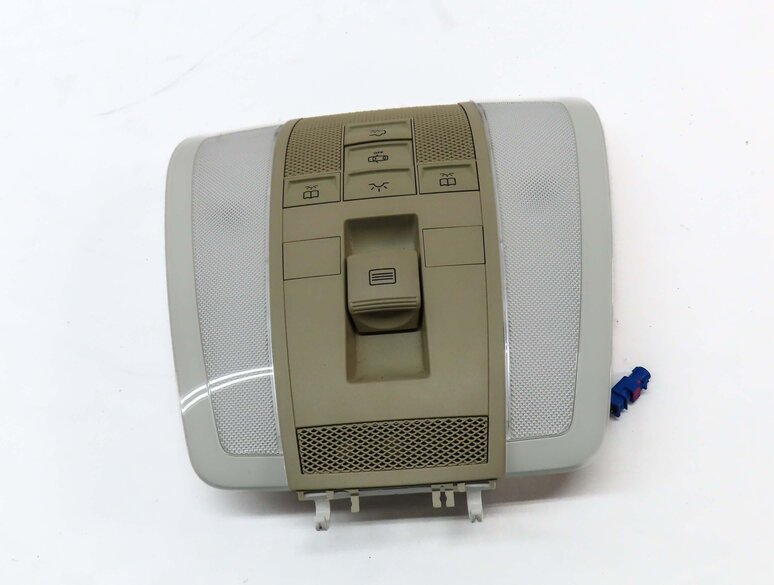 Thumbnail 2: 2011 MERCEDES C300 (W204) FRONT CENTER ROOF PRIMARY DOMELIGHT ASSEMBLY (BEIGE)