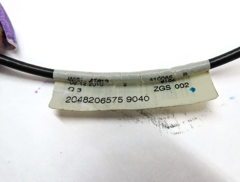 Thumbnail 7: 2008-2012 MB C350 C300 C63 C250 (W204) RADIO STEREO SHARK FIN ANTENNA (BLACK)