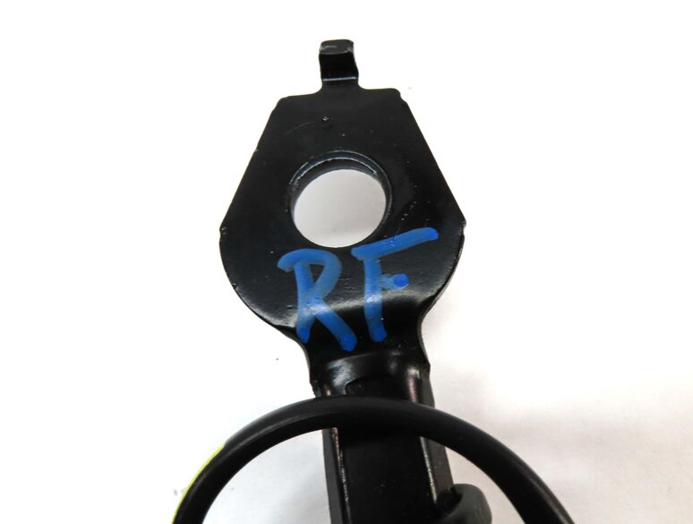 Thumbnail 6: 09-15 MERCEDES C GLK CLASS (X204 W204) FRONT LEFT & RIGHT SEATBELT RECEIVER SET2
