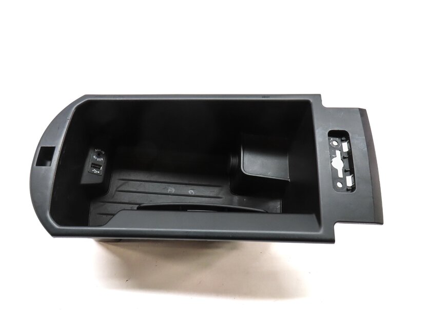 Thumbnail 2: 2017 BMW X3 (F25) CENTER CONSOLE PHONE CHARGING DOCK w/ STORAGE TRAY COMPARTMENT