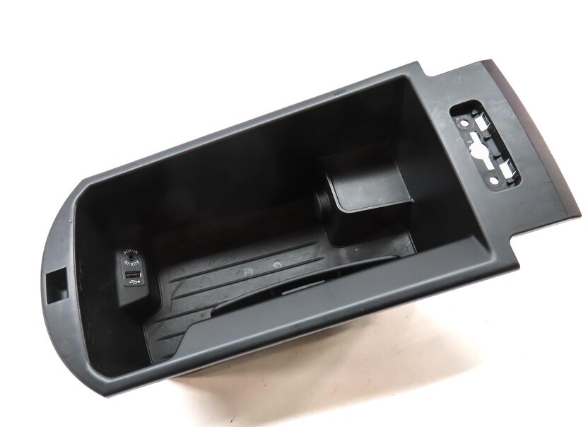 Thumbnail 3: 2017 BMW X3 (F25) CENTER CONSOLE PHONE CHARGING DOCK w/ STORAGE TRAY COMPARTMENT