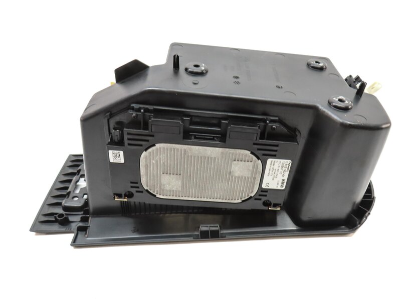 Thumbnail 5: 2017 BMW X3 (F25) CENTER CONSOLE PHONE CHARGING DOCK w/ STORAGE TRAY COMPARTMENT