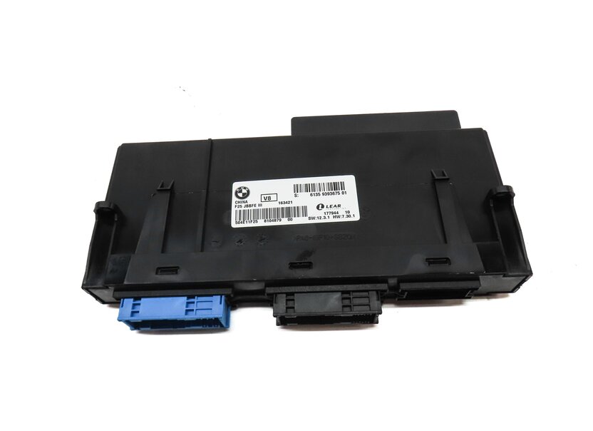 Thumbnail 2: 2015-2018 BMW X3 X4 (F25 F26) MAIN JUNCTION POWER BODY CONTROL MODULE