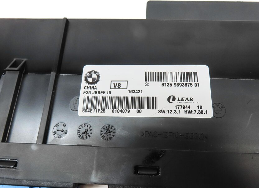 Thumbnail 4: 2015-2018 BMW X3 X4 (F25 F26) MAIN JUNCTION POWER BODY CONTROL MODULE