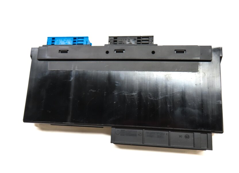 Thumbnail 5: 2015-2018 BMW X3 X4 (F25 F26) MAIN JUNCTION POWER BODY CONTROL MODULE