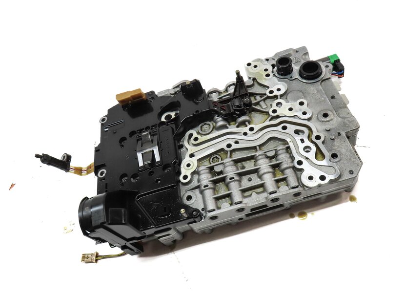 Thumbnail 3: 14-18 BMW 328i 428i X3 X4 F25 F30 F32 8HP-45 AWD AUTO TRANSMISSION VALVE BODY