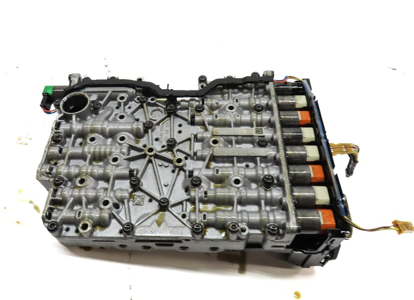 Thumbnail 5: 14-18 BMW 328i 428i X3 X4 F25 F30 F32 8HP-45 AWD AUTO TRANSMISSION VALVE BODY