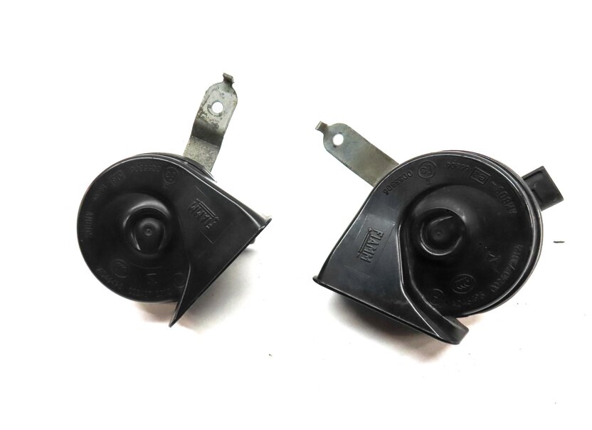 Thumbnail 2: 2011-2018 BMW X3 X4 (F25 F26) HIGH & LOW TONE SAFETY HORN SET-2