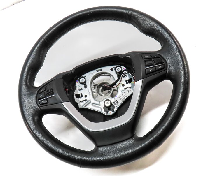 Thumbnail 3: 2011-2018 BMW X3 X4 (F25 F26) 3 SPOKE STEERING WHEEL w/ SWITCHES & TRIM (BLACK)