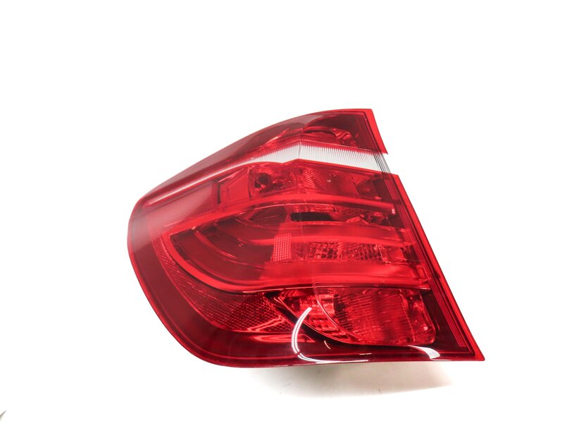 Thumbnail 3: 11-17 BMW X3 F25 LEFT DRIVER REAR OUTER INCANDESCENT TAILLIGHT BRAKE LAMP OPT522