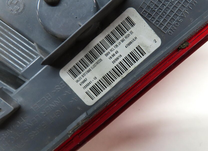 Thumbnail 7: 11-17 BMW X3 F25 LEFT DRIVER REAR OUTER INCANDESCENT TAILLIGHT BRAKE LAMP OPT522