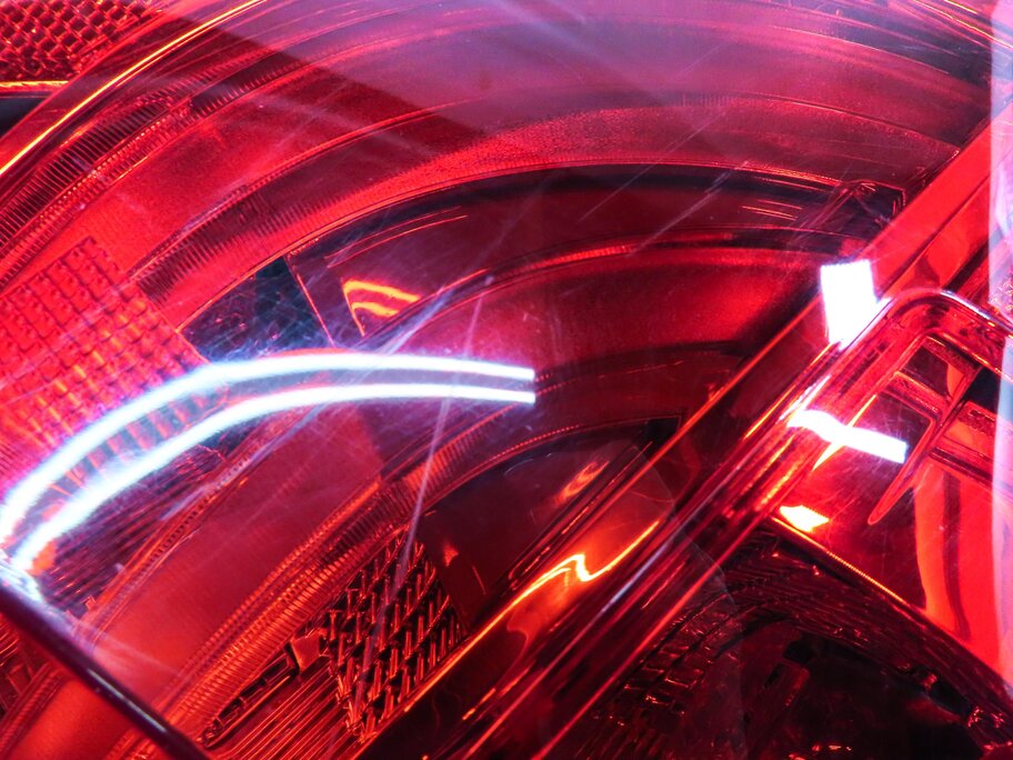 Thumbnail 8: 11-17 BMW X3 F25 LEFT DRIVER REAR OUTER INCANDESCENT TAILLIGHT BRAKE LAMP OPT522