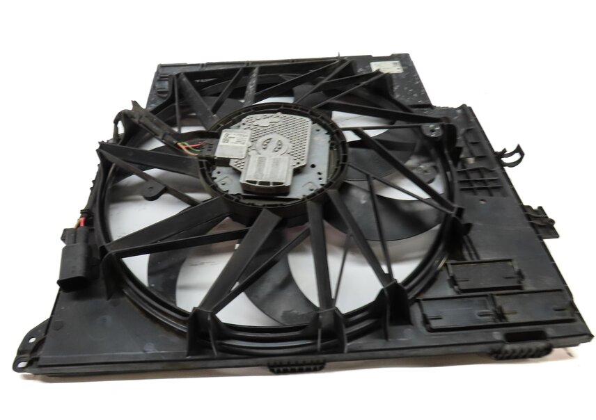 Thumbnail 6: 13-18 BMW X3 X4 (F25 F26) 2.0L N20 TURBO ENGINE RADIATOR COOLING FAN & SHROUD