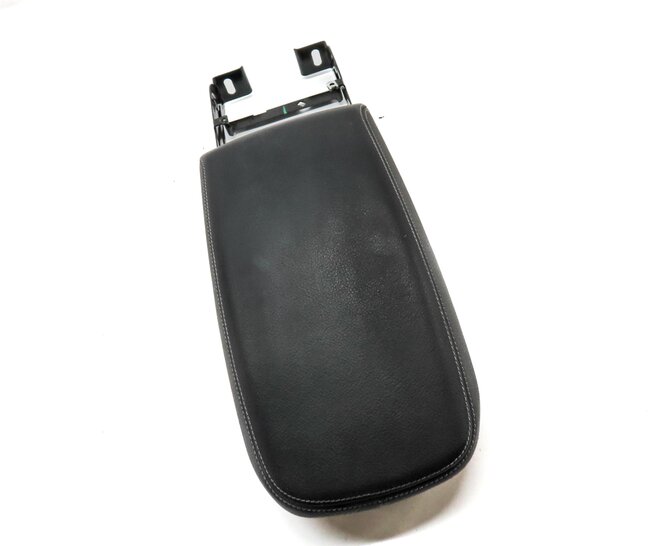 Thumbnail 3: 11-18 BMW X3 X4 F25 F26 FRONT CENTER CONSOLE STORAGE ARMREST LID (BLACK LEATHER)