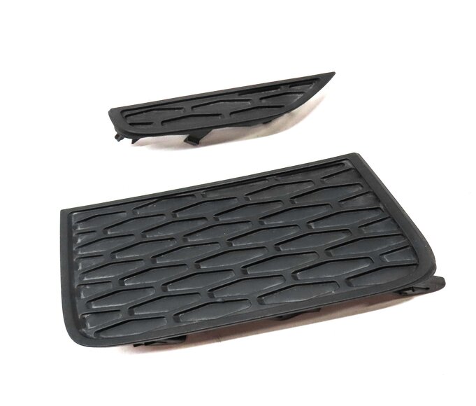 Thumbnail 3: 2015 LAND RANGE ROVER EVOQUE (L538) FRONT RIGHT PASSENGER FOGHLIGHT TRIM SET 2