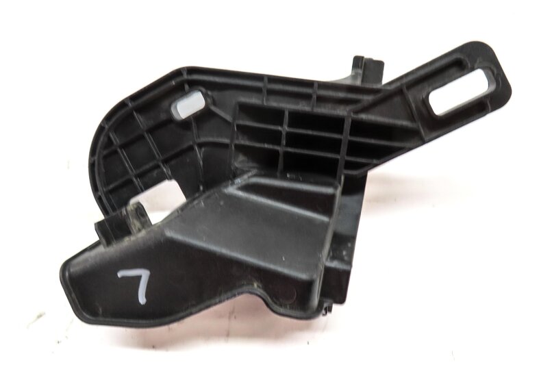 Thumbnail 5: 2015 LAND RANGE ROVER EVOQUE (L538) FRONT LEFT FENDER MOUNT BRACKET LOIRE BLUE
