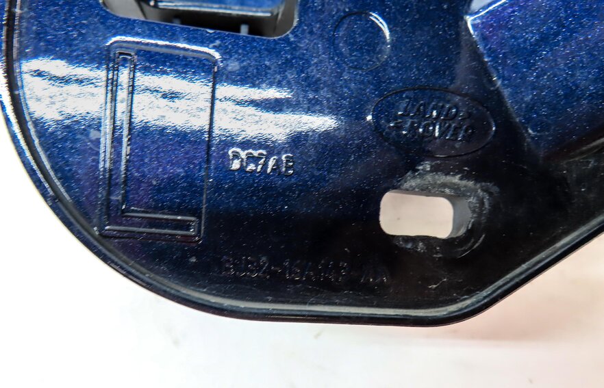 Thumbnail 7: 2015 LAND RANGE ROVER EVOQUE (L538) FRONT LEFT FENDER MOUNT BRACKET LOIRE BLUE