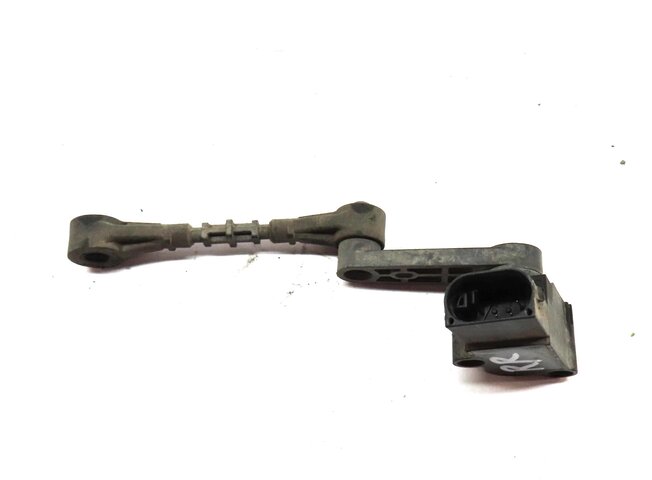 Thumbnail 4: 2015 LAND RANGE ROVER EVOQUE (L538) REAR RIGHT SUSPENSION HEIGHT LEVEL SENSOR