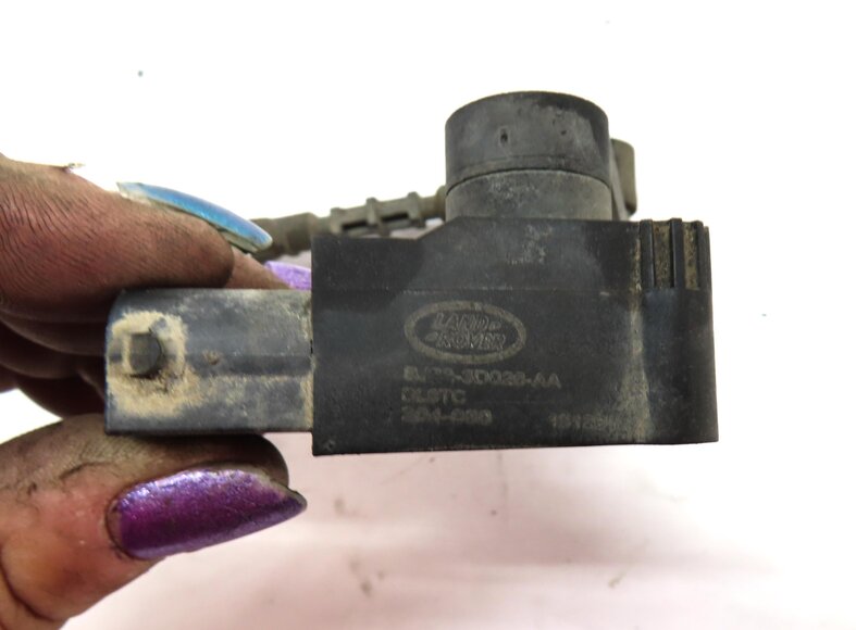 Thumbnail 6: 2015 LAND RANGE ROVER EVOQUE (L538) REAR RIGHT SUSPENSION HEIGHT LEVEL SENSOR