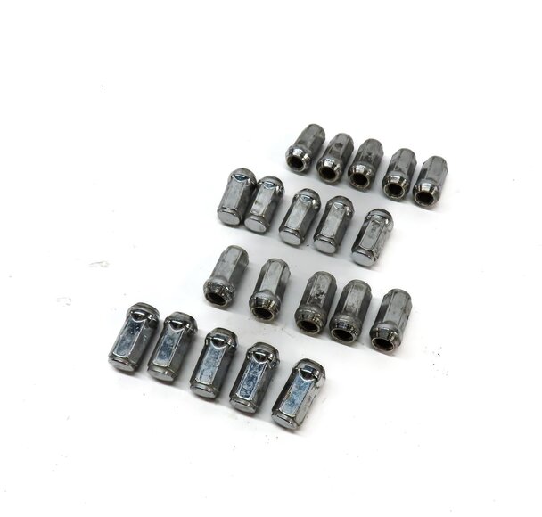 2008-2020 LAND ROVER LR2 DISCOVERY SPORT RANGE ROVER EVOQUE VALAR LUG NUT SET/20