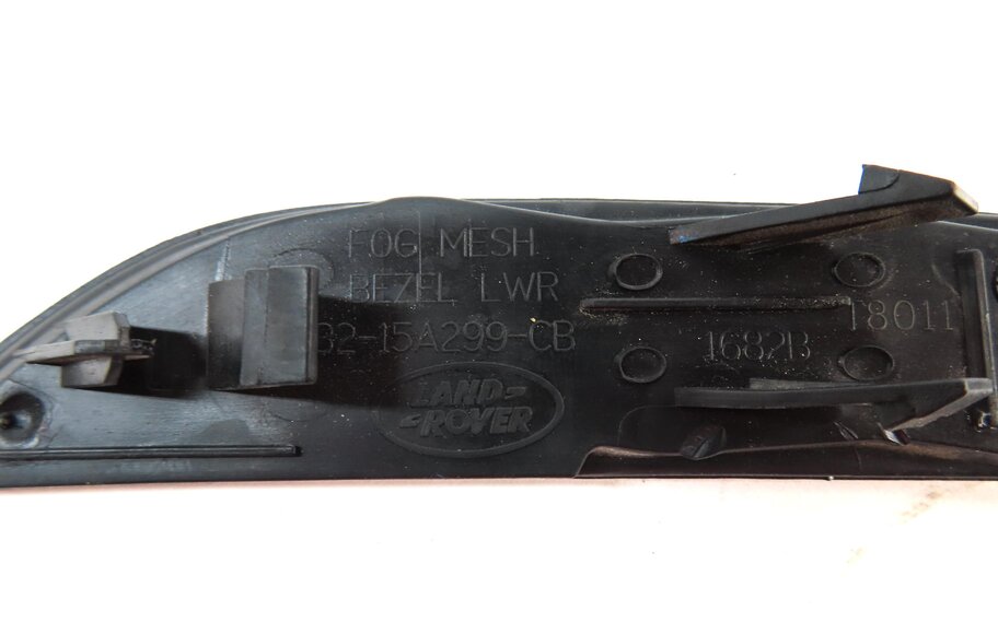 Thumbnail 6: 2015 LAND RANGE ROVER EVOQUE (L538) FRONT LEFT DRIVER FOGLIGHT TRIM SET2