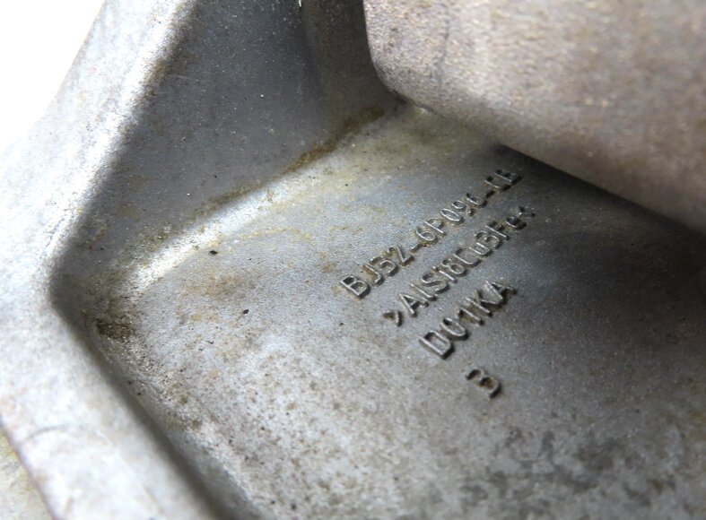 Thumbnail 8: 2015 LAND RANGE ROVER EVOQUE (L538) 2.0L TURBO UPPER ENGINE MOTOR MOUNT