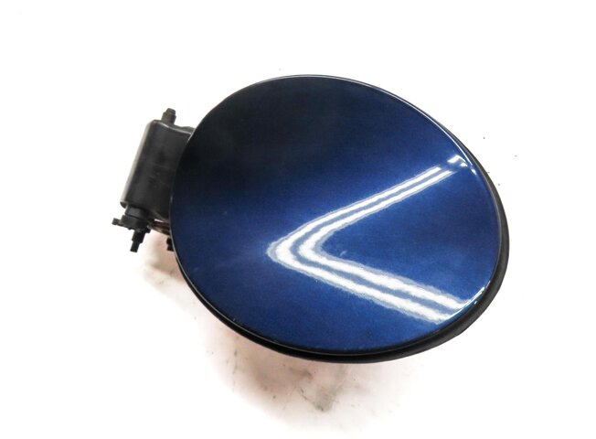 12-19 RANGE ROVER EVOQUE (L538) FUEL TANK DOOR HOUSING TRIM COVER (LOIRE BLUE)