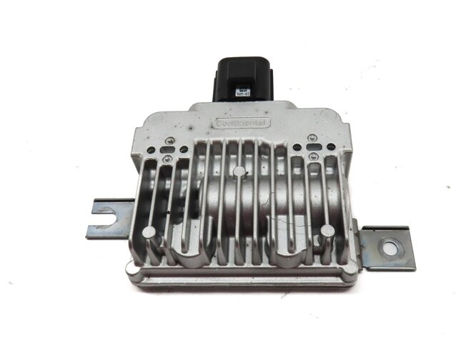 Thumbnail 4: 2010-2015 LR2 LR4 EVOQUE RANGE ROVER SPORT (L320 L538) FUEL PUMP CONTROL MODULE