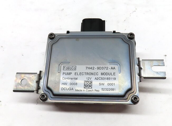 Thumbnail 5: 2010-2015 LR2 LR4 EVOQUE RANGE ROVER SPORT (L320 L538) FUEL PUMP CONTROL MODULE