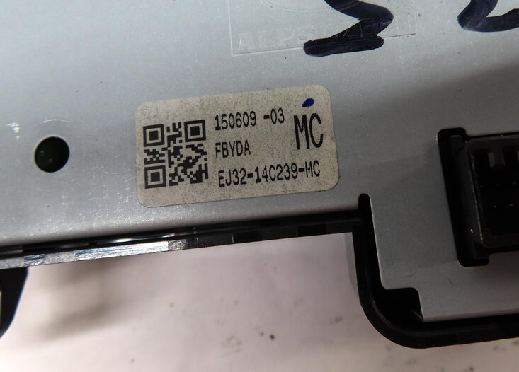 Thumbnail 7: 2014-2015 RANGE ROVER EVOQUE (L538) FRONT HEATER A/C TEMPERATURE CONTROL PANEL