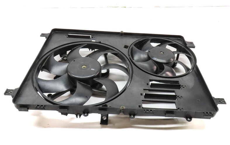 Thumbnail 4: 12-17 LR2 DISCOVERY SPORT RANGE ROVER EVOQUE (L538 L550) RADIATOR COOLING FAN