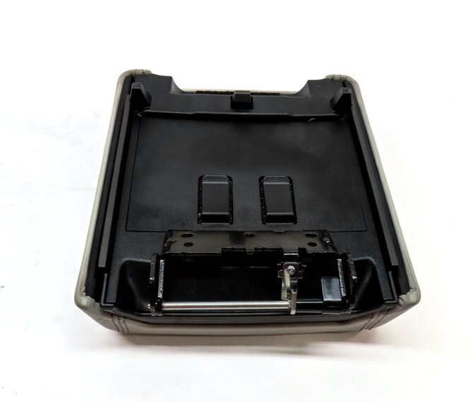 Thumbnail 7: 12-15 RANGE ROVER EVOQUE (L538) FRONT CENTER CONSOLE ARMREST LID (CIRRUS GREY)