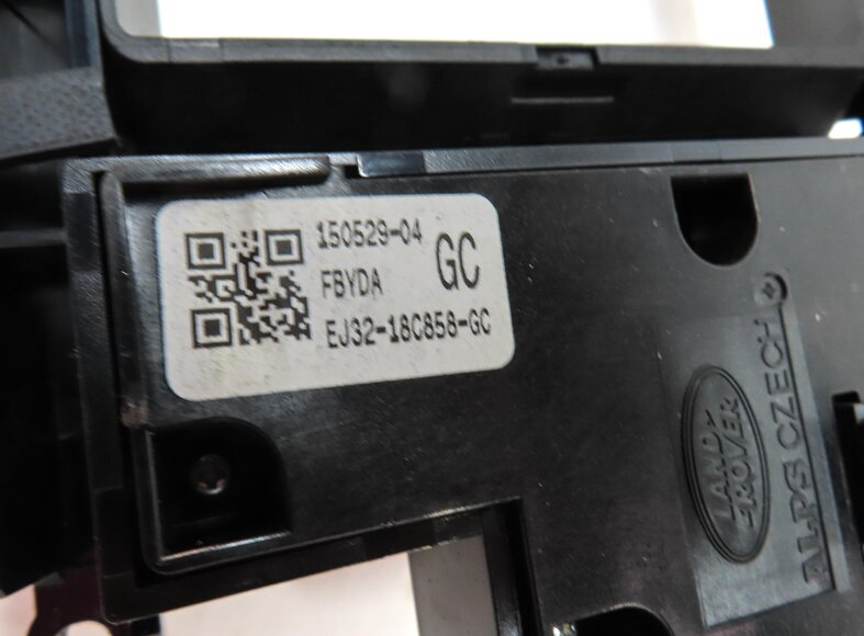 Thumbnail 7: 13-15 RANGE ROVER EVOQUE FRONT CENTER DASH GPS NAVIGATION DISPLAY SCREEN TRIM