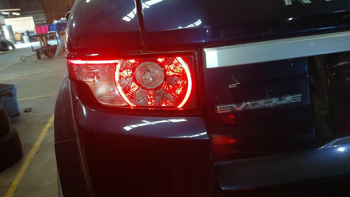 Thumbnail 2: 2012-2015 RANGE ROVER EVOQUE (L538) LEFT DRIVER TAILLIGHT BRAKE LIGHT LAMP