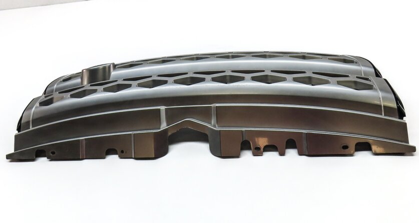 Thumbnail 4: 2013-2015 RANGE ROVER EVOQUE (L538) FRONT UPPER HOOD AIR VENT GRILLE TRIM
