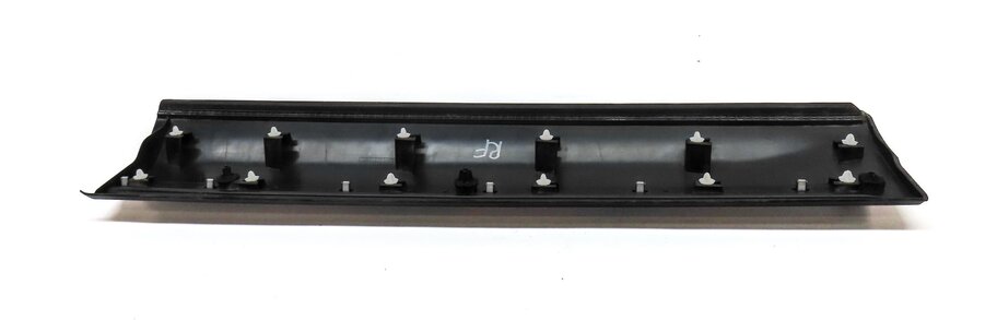 Thumbnail 5: 2015 LAND RANGE ROVER EVOQUE (L538) FRONT RIGHT LOWER DOOR MOULDING TRIM (BLACK)