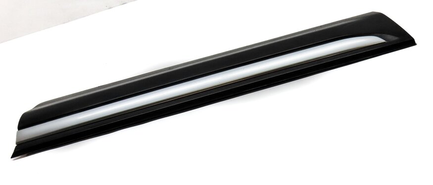Thumbnail 4: 2015 LAND RANGE ROVER EVOQUE (L538) FRONT LEFT LOWER DOOR TRIM MOULDING (BLACK)