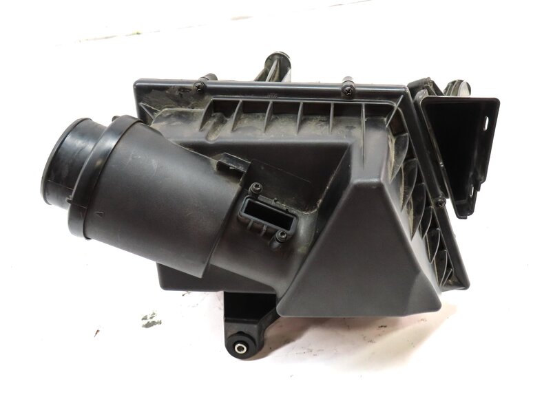 Thumbnail 5: 2015-2017 RANGE ROVER EVOQUE DISCOVERY SPORT (L538 L550) AIR FILTER BOX HOUSING