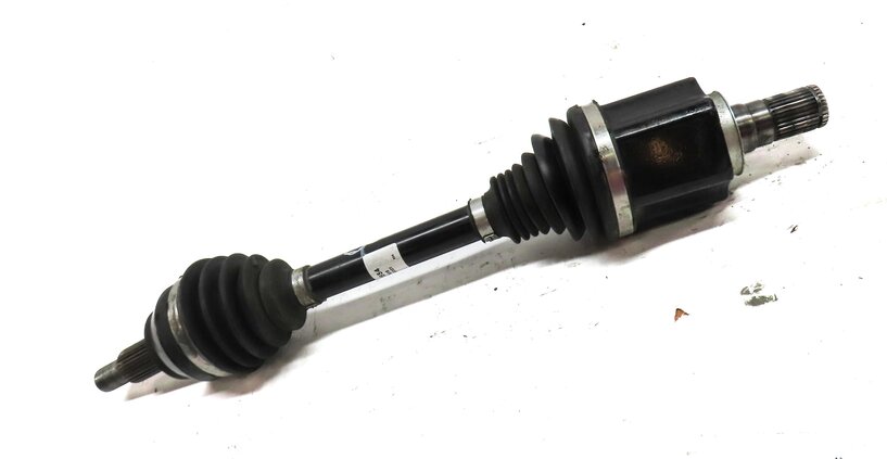 Thumbnail 3: 2012-2017 RANGE ROVER EVOQUE / DISCOVERY SPORT (L538 L550) LEFT FRONT AXLE SHAFT