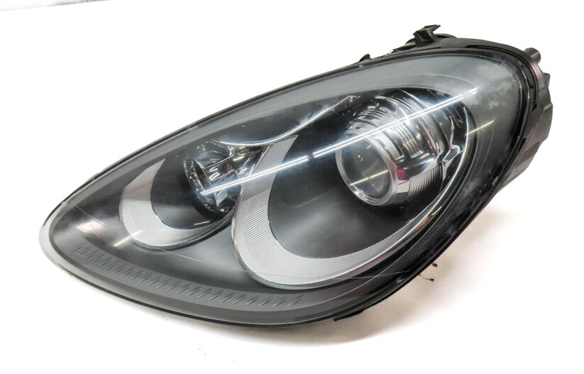 2011-2014 PORSCHE CAYENNE (958) LEFT FRONT DRIVER HID XENON HEADLIGHT LIGHT LAMP