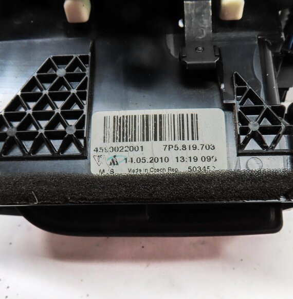Thumbnail 7: 2011 PORSCHE CAYENNE (958) FRONT LEFT DRIVER DASH HVAC AC HEATER AIR VENT