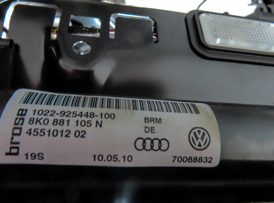 Thumbnail 7: 2011-2014 PORSCHE CAYENNE (958) LEFT FRONT DRIVER SEAT TRACK & MOTORS w/ MEMORY