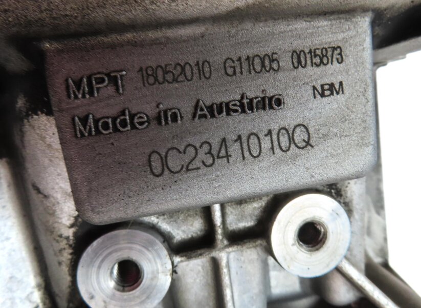 Thumbnail 7: 11-18 PORSCHE CAYENNE 958 4.8L GKB NBM NFB FRONT TRANSFER CASE (w/o SHIFT MOTOR)
