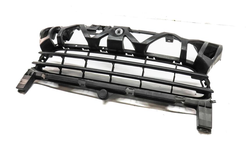 2011-2014 PORSCHE CAYENNE (958) FRONT CENTER PRIMARY GRILLE (w/o PARK ASSIST)