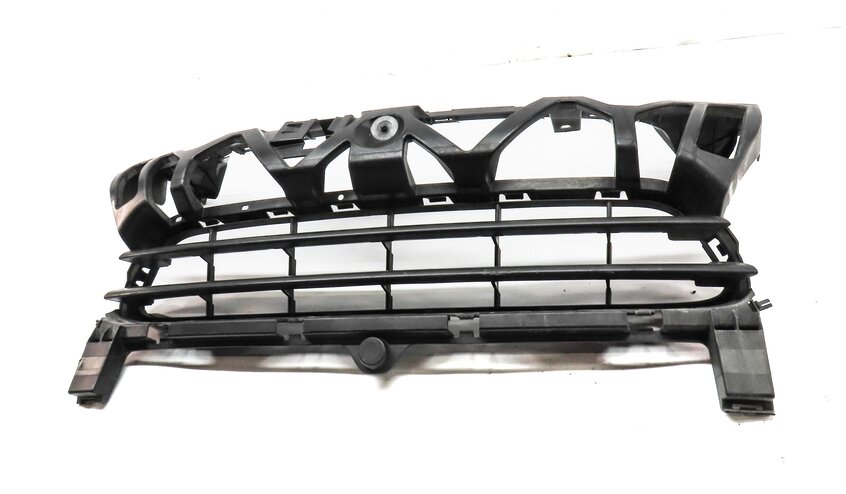 Thumbnail 2: 2011-2014 PORSCHE CAYENNE (958) FRONT CENTER PRIMARY GRILLE (w/o PARK ASSIST)