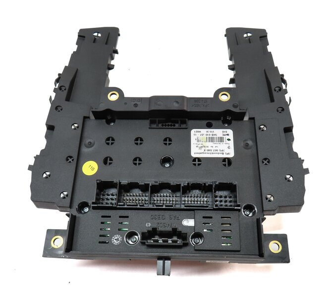 Thumbnail 7: 2011 PORSCHE CAYENNE 958 FRONT CONSOLE HAZARD DEFROST AC MAX SWITCH BUTTON PANEL
