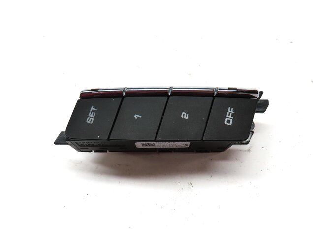 Thumbnail 4: 2011 PORSCHE CAYENNE (958) FRONT RIGHT PASSENGER SEAT MEMORY SWITCH BUTTON PANEL
