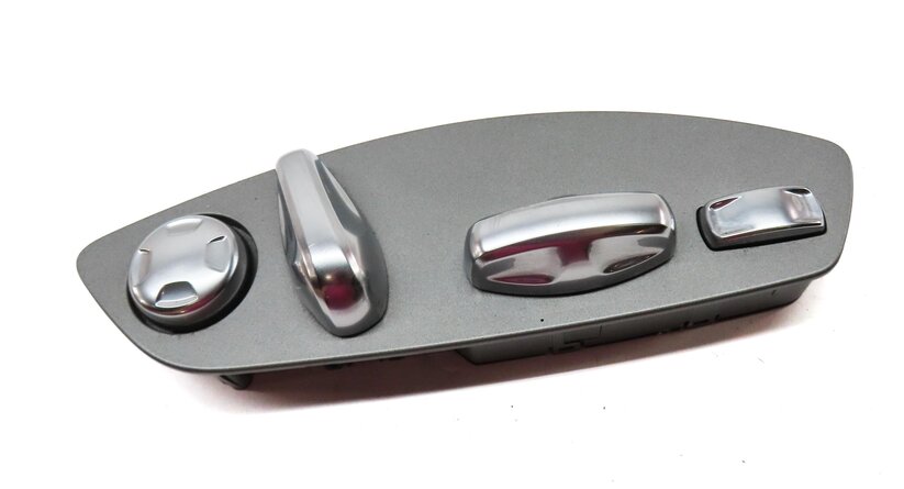 Thumbnail 3: 2011 PORSCHE CAYENNE (958) FRONT RIGHT PASSENGER SEAT ADJUST SWITCH w/ LUMBAR