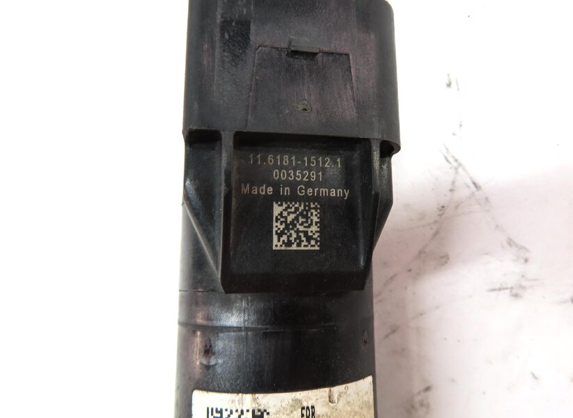 Thumbnail 7: 2011 PORSCHE CAYENNE (958) REAR RIGHT EMERGENCY HILL PARKING E-BRAKE ACTUATOR