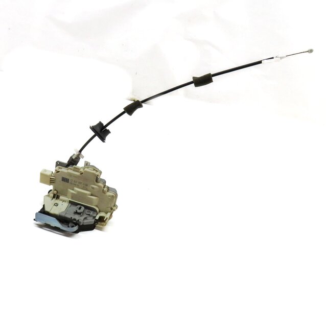 09-18 AUDI PORSCHE A4 A5 Q5 S4 TT CAYENNE PANAMERA LEFT FRONT DRIVER DOOR LATCH